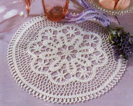 Háčkovaná dečka č.9